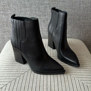 Marc Fisher Oshay Boots